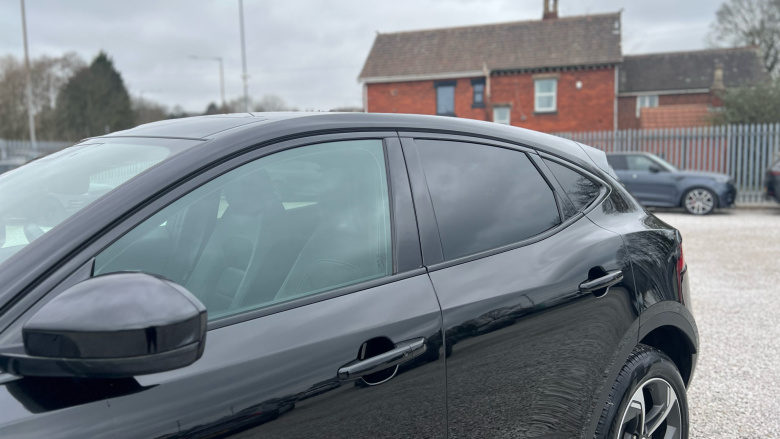 Jaguar E-Pace 2.0 D200 R-Dynamic SE Black 5dr Auto Diesel Estate